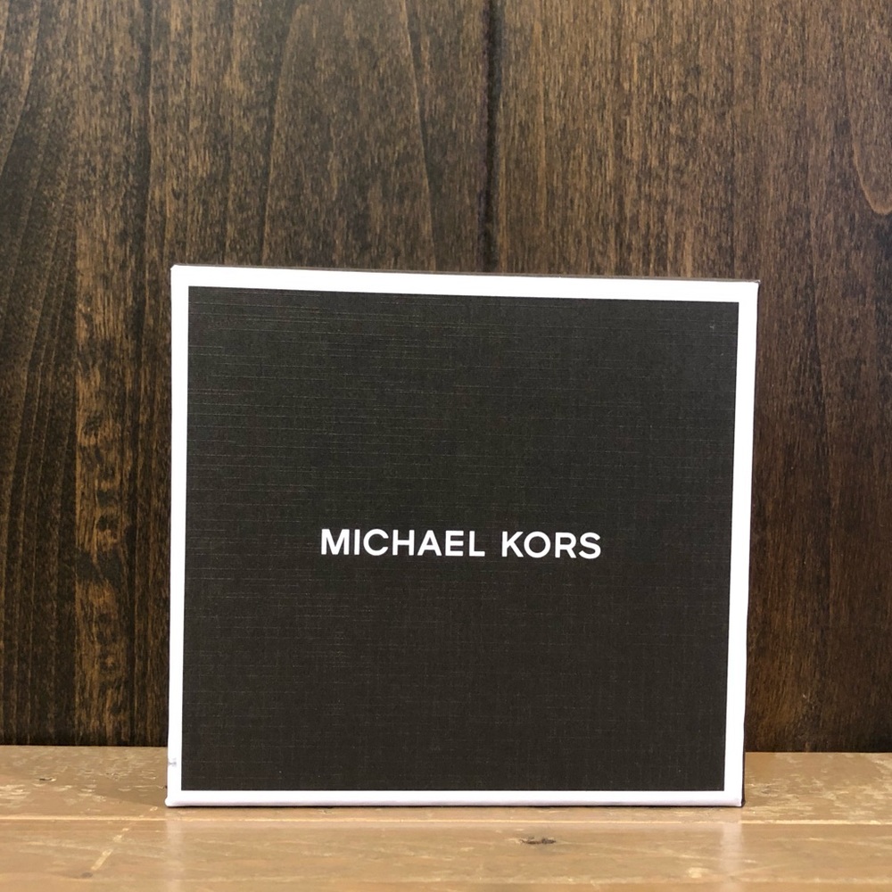 🔥SALE🔥 NWT Michael Kors Money Clip Gift Set - Picture 5 of 6